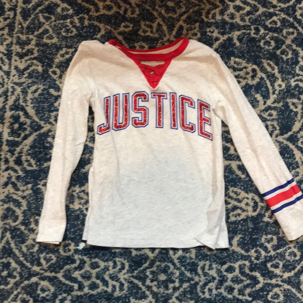 A cute Red white and blue top